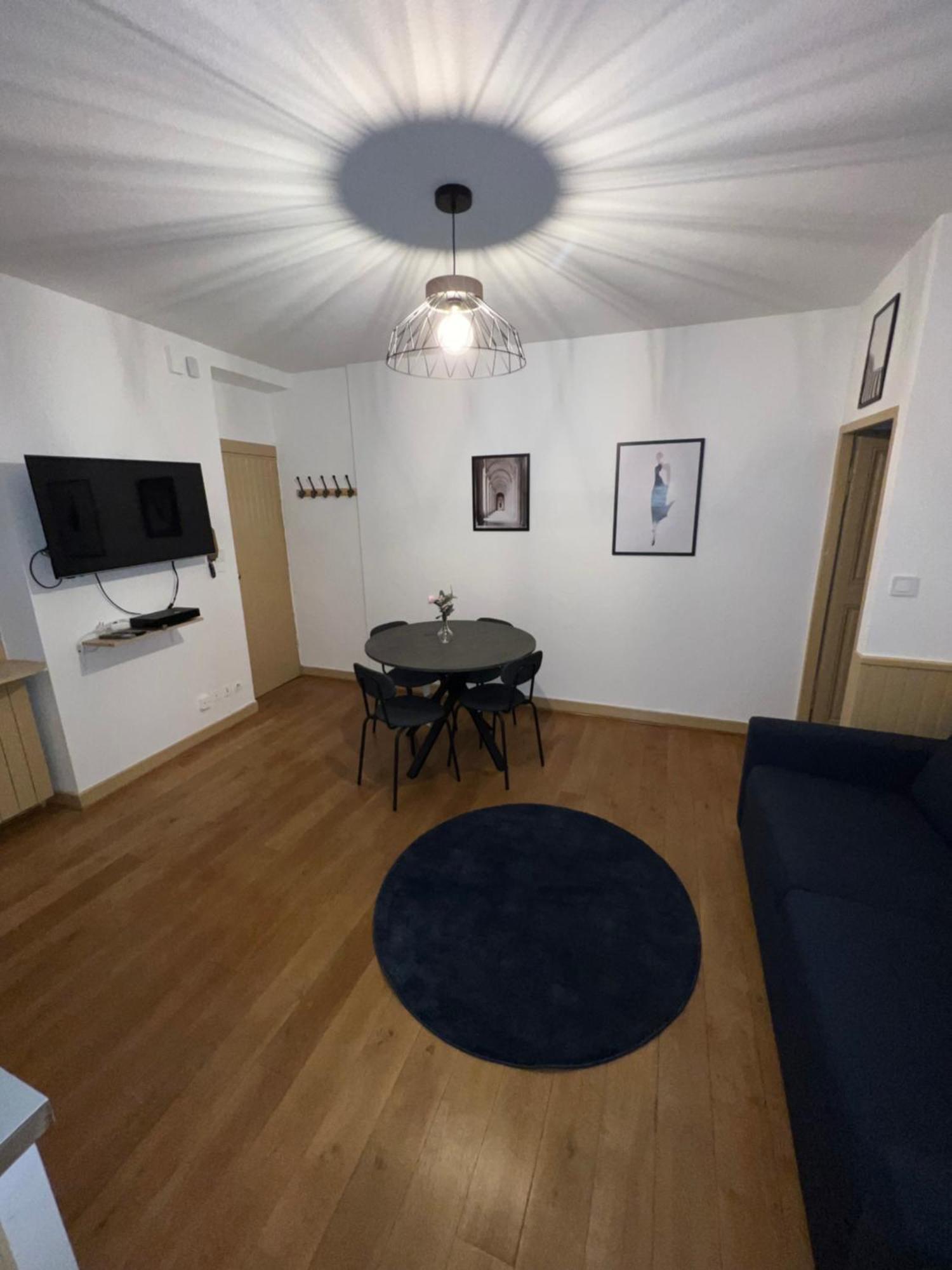 Appartement Dijon Le Zola, Avec Parking Prive Sur Demande Payant Sur Place Luaran gambar