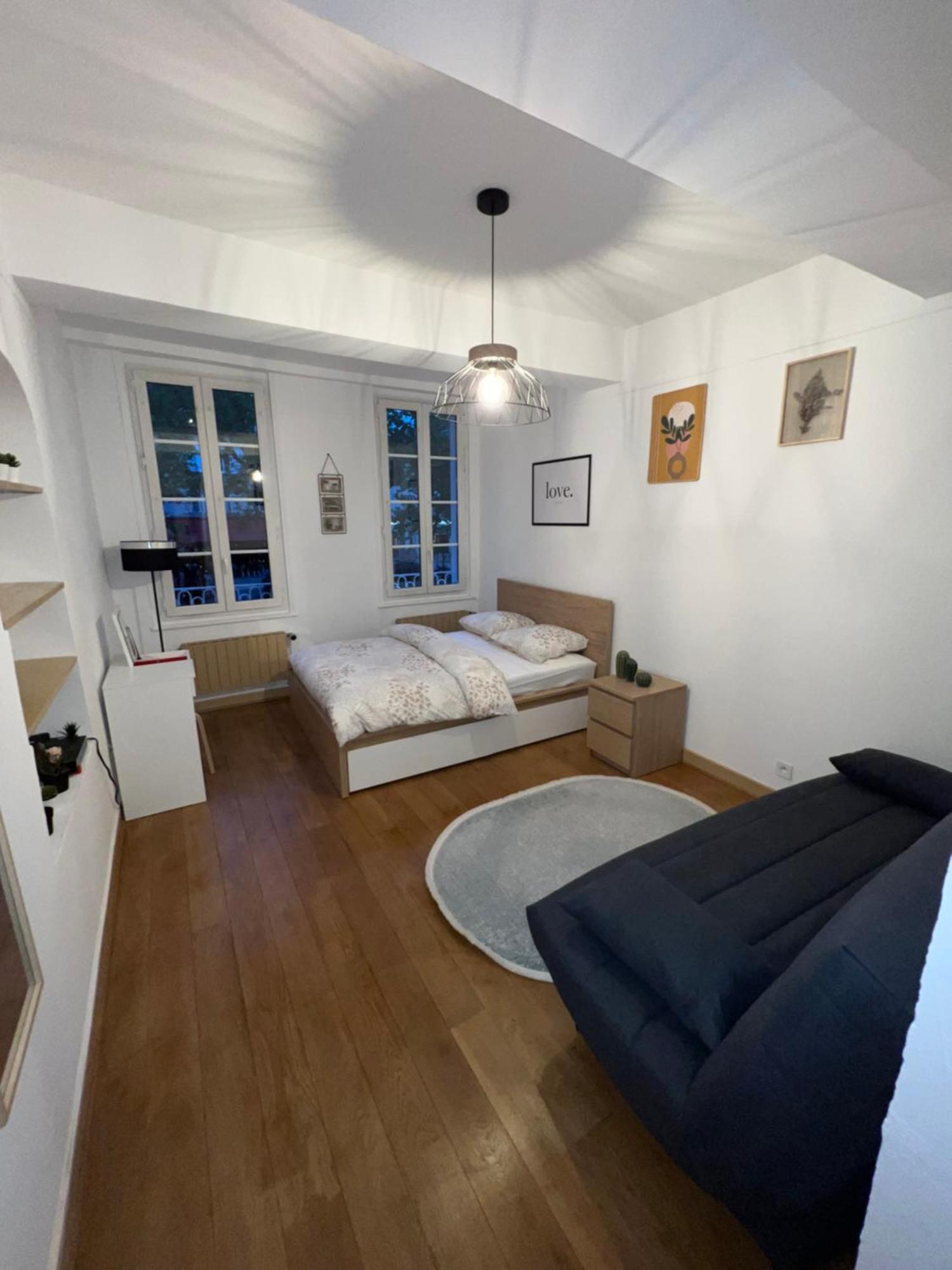 Appartement Dijon Le Zola, Avec Parking Prive Sur Demande Payant Sur Place Luaran gambar